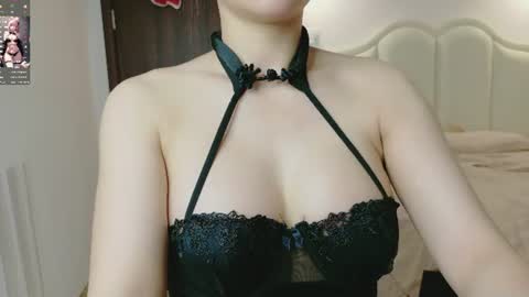 strawberry_loveee online show from July 2026 09:48:02 AM