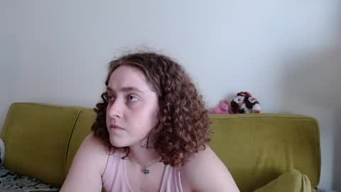 Strawberrylotsacake online show from May 2026 04:57:04 PM