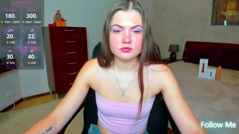 Snapshot of strawberrylux chatting on May 2026 07:49:01 AM Strawberrylux online show from May 2026 07:49:01 AM