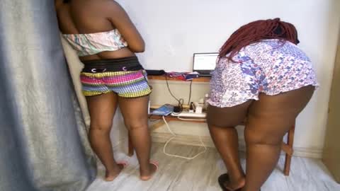 Snapshot of streetlioness chatting on January 2026 02:13:01 AM streetlioness online show from January 2026 02:13:01 AM