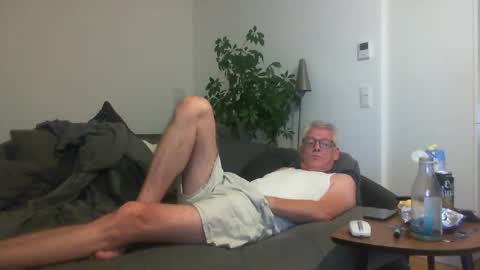 stremic online show from September 2025 03:17:01 AM