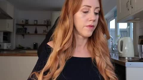 Snapshot of stripmequick chatting on June 2026 09:29:01 AM Amorina online show from June 2026 09:29:01 AM