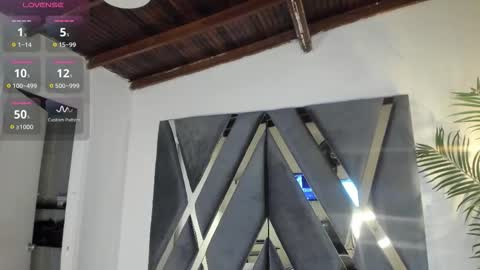 Snapshot of strong_girl_ chatting on February 2026 11:03:01 AM Alexa online show from February 2026 11:03:01 AM