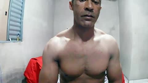 Snapshot of strongdaddyfantastic chatting on June 2026 11:40:02 PM strongdaddyfantastic online show from June 2026 11:40:02 PM