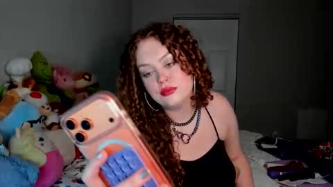 Strwbby online show from December 2025 06:31:01 AM