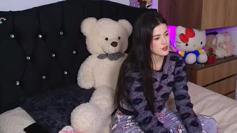 Snapshot of sttrawberry chatting on November 2025 03:06:01 AM sttrawberry online show from November 2025 03:06:01 AM