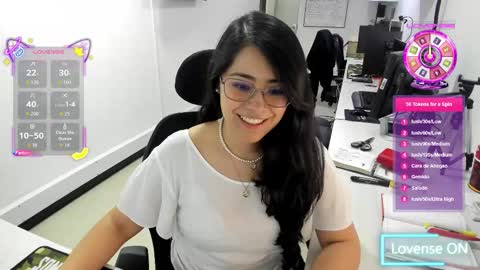 studcb_ online show from September 2025 11:29:01 PM