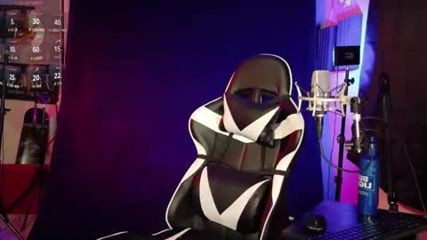 Ryan Long online show from April 2026 02:47:01 AM