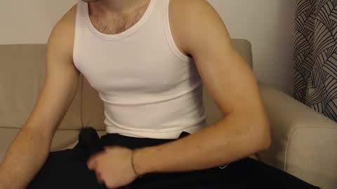 Stud From Paris online show from February 2025 05:04:01 PM