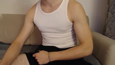 Stud From Paris online show from April 2026 08:50:01 PM