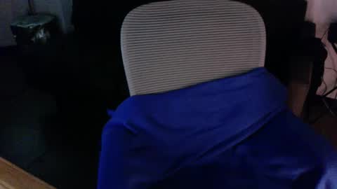 studmuffin_420 online show from October 2025 06:10:02 AM