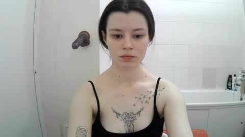 Eva online show from November 2025 07:25:02 PM