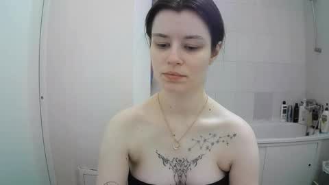 Eva online show from November 2025 07:59:02 PM