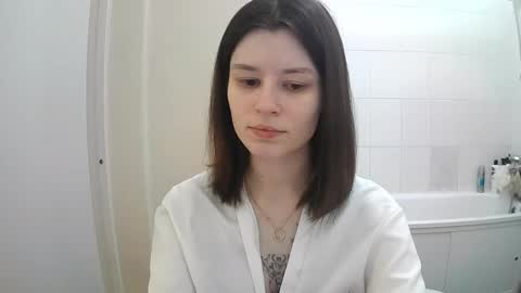 Eva online show from December 2025 07:45:02 PM