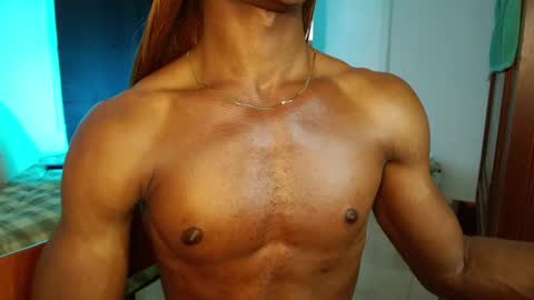 Snapshot of suannyklatten_ chatting on February 2025 04:04:02 PM Suanny Klatten It is my account independent online show from February 2025 04:04:02 PM