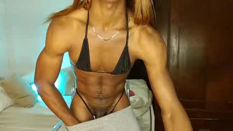 Snapshot of suannyklatten_ chatting on February 2026 03:43:01 PM Suanny Klatten It is my account independent online show from February 2026 03:43:01 PM