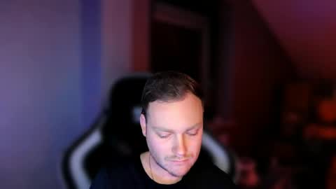 sub_austr online show from February 2025 07:09:01 PM