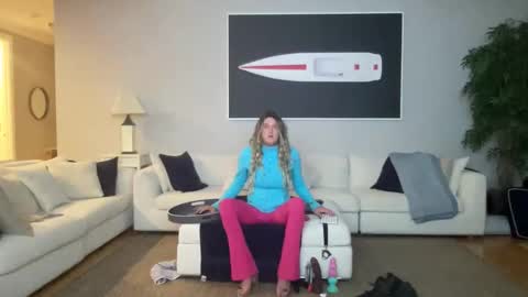 Sissy Isabella online show from November 2025 05:50:02 AM