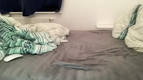 submissive199 online show from November 2025 09:39:01 PM