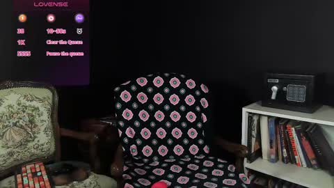 Polly online show from May 2026 04:37:02 PM