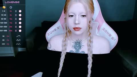 succubus_leslie online show from November 2025 10:44:02 PM