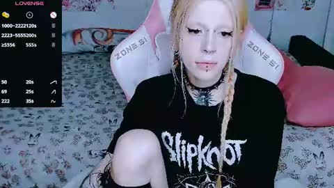 succubus_leslie online show from June 2026 06:10:01 PM