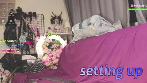 Snapshot of succubus_room chatting on June 2026 11:20:01 PM May online show from June 2026 11:20:01 PM