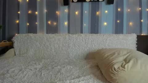 Snapshot of sucklovers chatting on February 2026 11:31:02 AM Kat Martinez online show from February 2026 11:31:02 AM