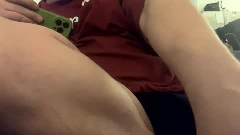 Snapshot of suckm3dry07 chatting on January 2025 12:43:02 AM suckm3dry07 online show from January 2025 12:43:02 AM