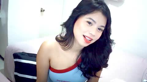 Rosiee online show from November 2025 12:00:02 AM