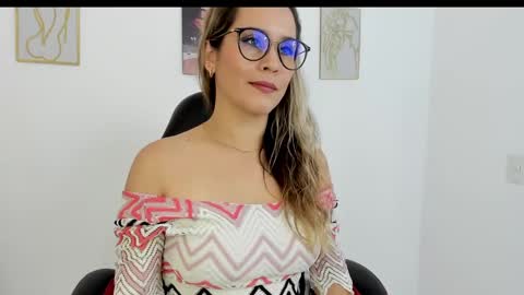sugar_milff online show from January 2025 01:49:01 PM
