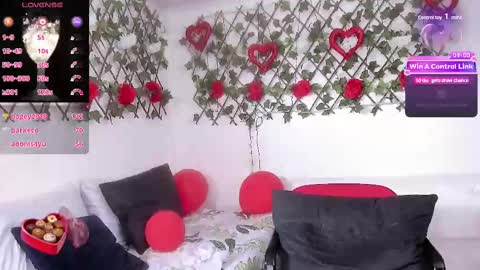 Snapshot of sugar_mom3 chatting on March 2025 05:43:02 PM nancy online show from March 2025 05:43:02 PM