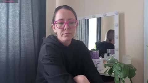 Snapshot of sugar_spice_all_things_nice chatting on October 2025 11:39:01 AM Sugar 4pm-8pm CAT Mon-Fri online show from October 2025 11:39:01 AM