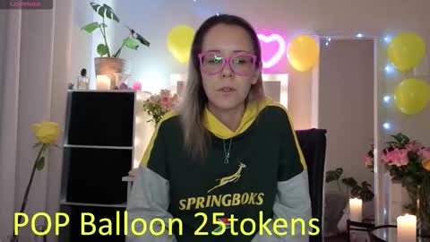 Snapshot of sugar_spice_all_things_nice chatting on October 2025 03:12:02 PM Sugar 4pm-8pm CAT Mon-Fri online show from October 2025 03:12:02 PM