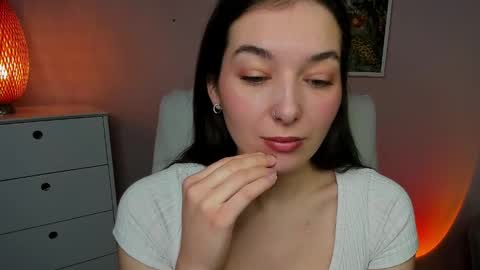 Megan online show from November 2025 08:02:01 AM