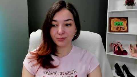 Snapshot of sugar_xmegan chatting on June 2026 07:25:02 AM Megan online show from June 2026 07:25:02 AM