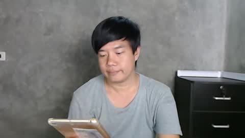 Niko online show from October 2025 12:24:01 PM