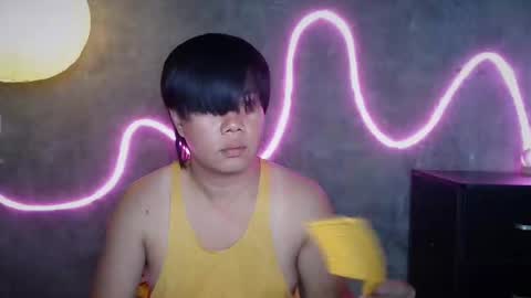 Niko online show from October 2025 01:44:01 PM