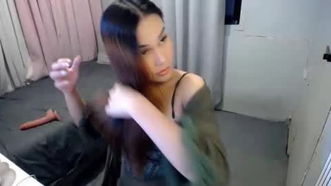 KUROME online show from December 2025 03:00:02 AM