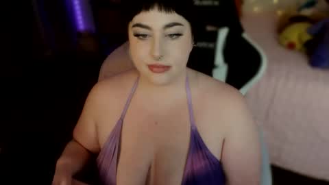 Lucy Love online show from April 2026 08:56:01 PM