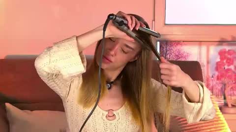 Snapshot of sugarskye chatting on February 2026 07:14:02 AM sugarskye online show from February 2026 07:14:02 AM