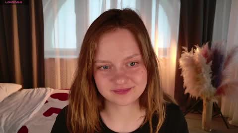 Snapshot of sugarstrawberry chatting on April 2026 01:01:02 PM sugarstrawberry online show from April 2026 01:01:02 PM