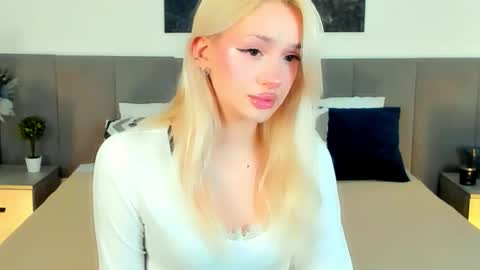 sugarwhisper online show from March 2026 03:59:01 PM