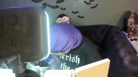 Sugary online show from February 2025 06:51:02 PM