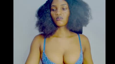 Ivy online show from October 2025 02:59:02 AM