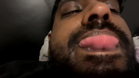 Let me be your knight that saves you online show from February 2025 02:51:02 AM