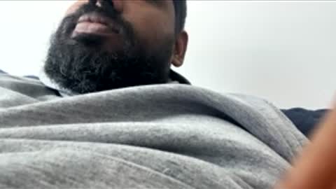 Let me be your knight that saves you online show from December 2025 04:23:01 PM