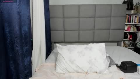 suhaila_suu online show from November 2025 11:48:02 PM