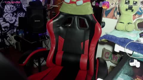 Sukylee online show from September 2025 08:45:02 PM