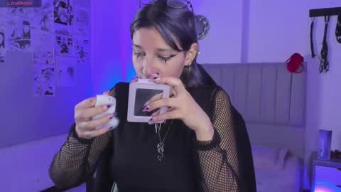    online show from March 2025 12:12:01 PM